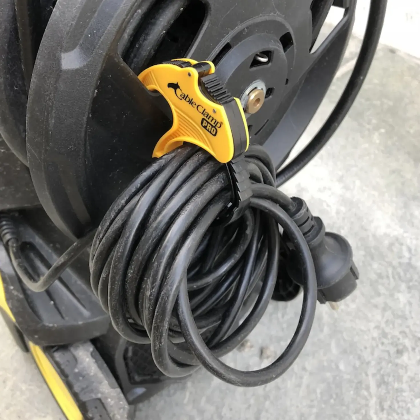 Cable Clamp Pro medium