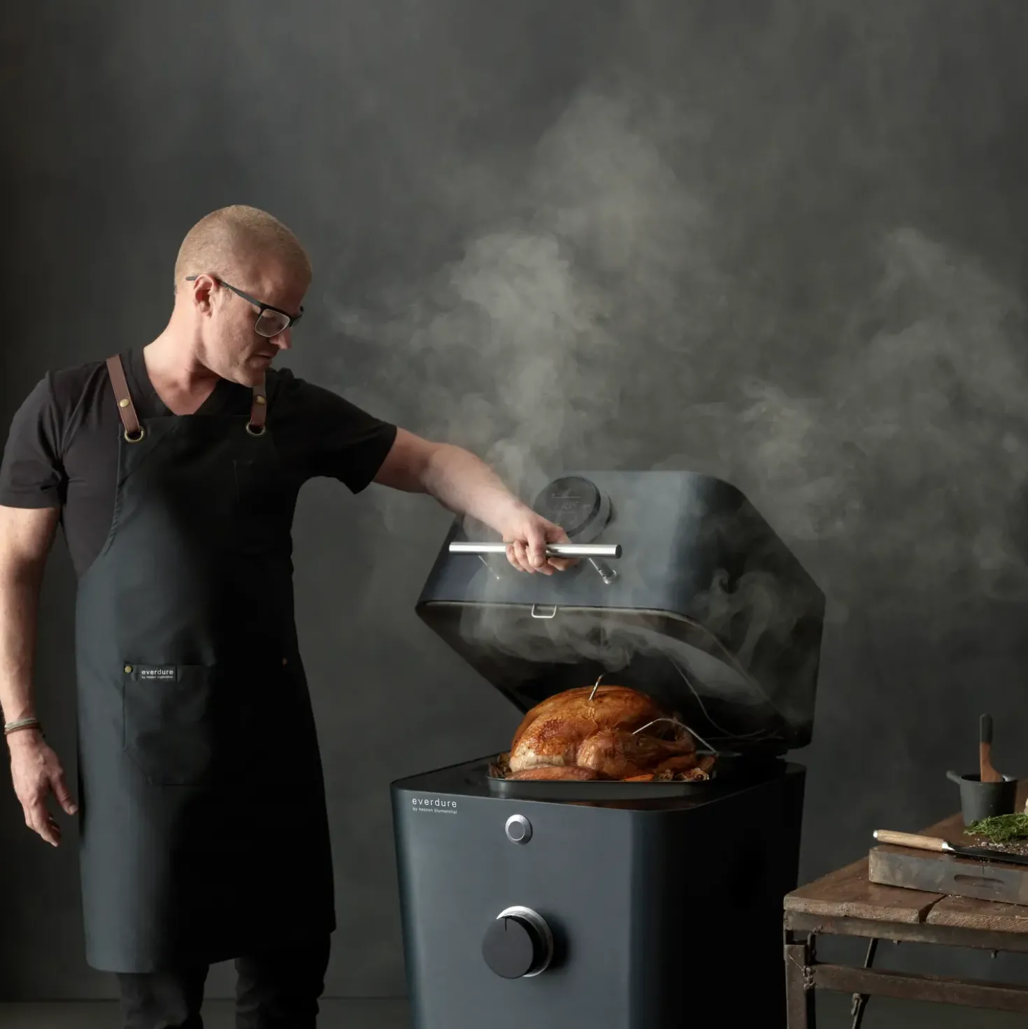 Everdure 4K kulgrill graphite