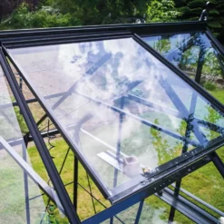 Halls ICON 8 8,1 m² sort m/3 mm delt glas og fundament