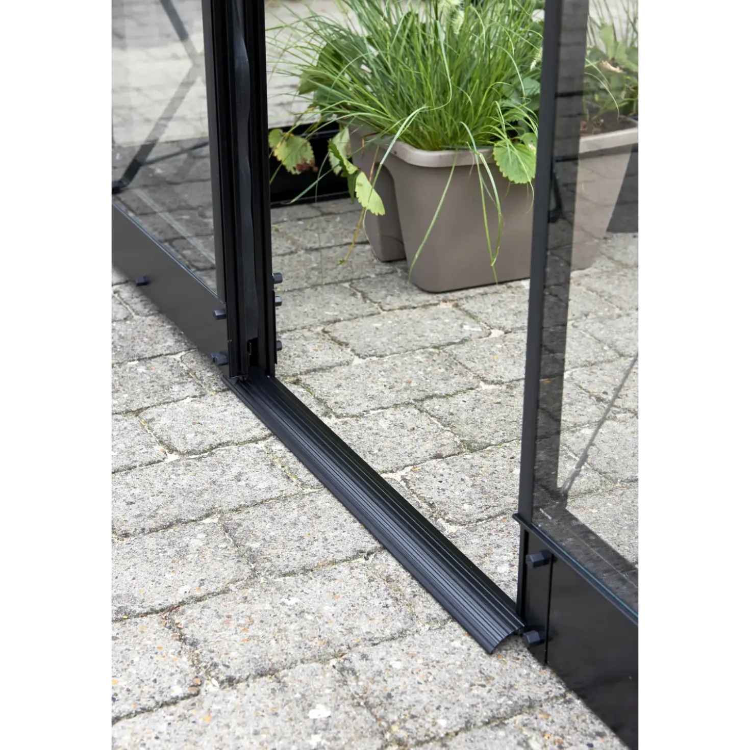 Halls Qube+ 816 drivhus sort med hærdet glas 13,0 m²