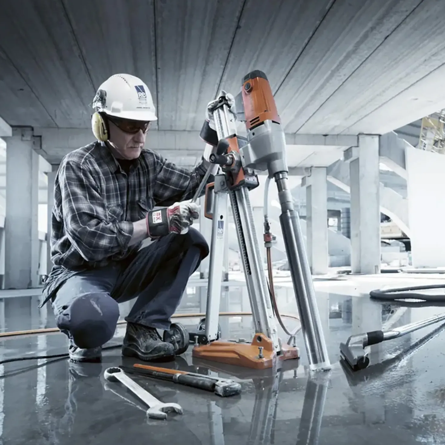 Husqvarna kerneboremaskine m/stativ DMS 240