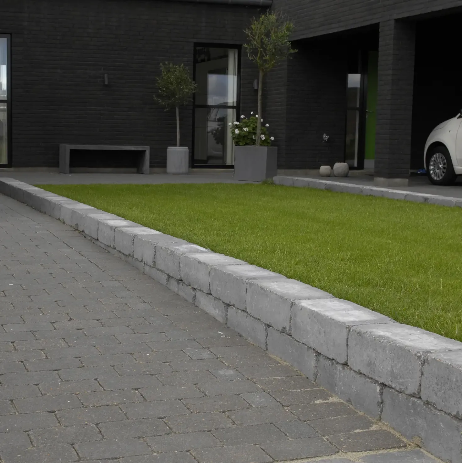 IBF Holmegaardsten®, halve, 14x10,5x5,5 cm, antracit