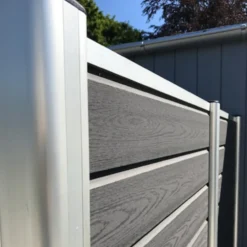 Kirkedal aluminium komposithegn startsæt K1 (fer/not), sort (2 stolper)