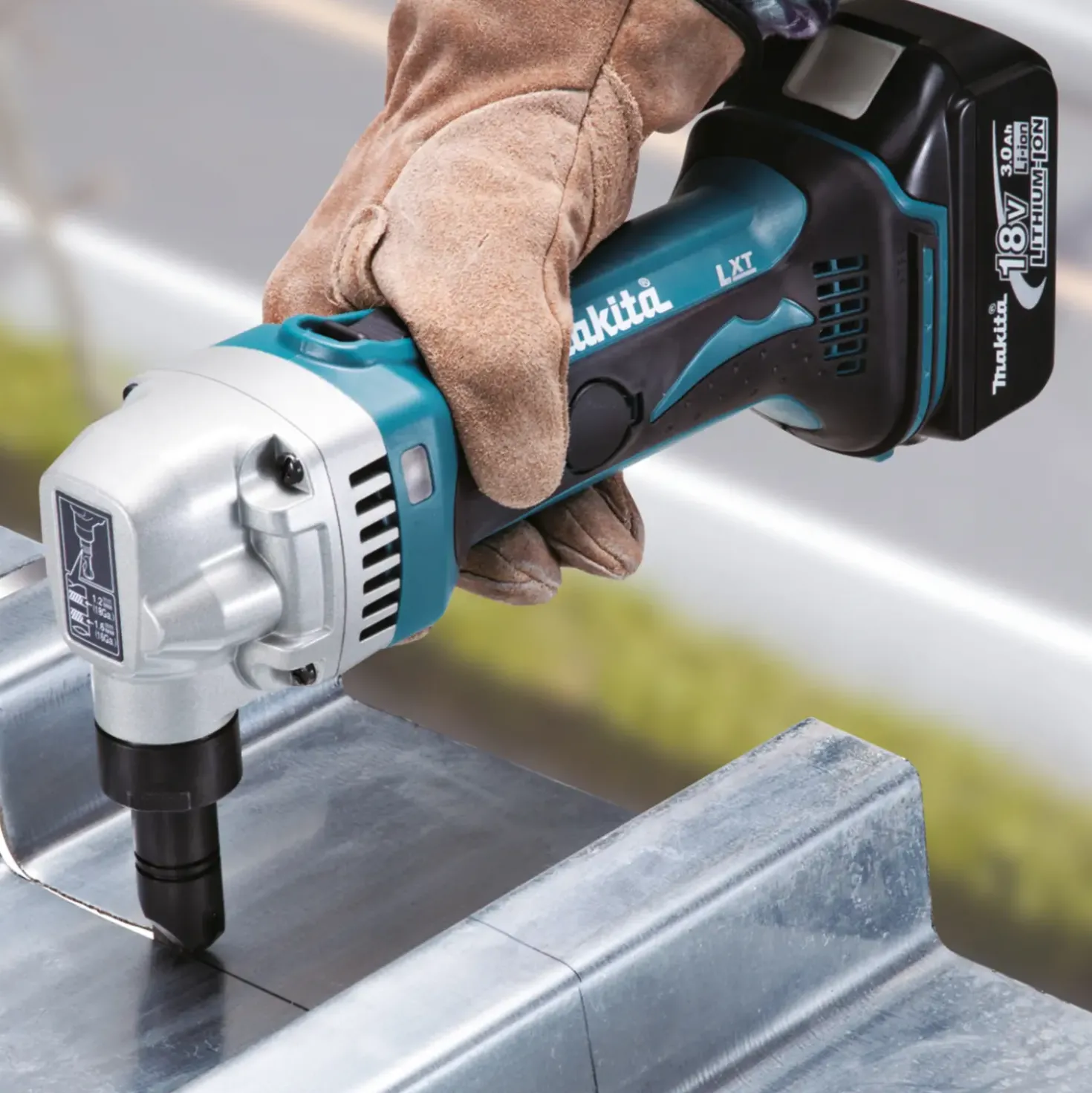 Makita DJN161Z pladenipler LXT solo