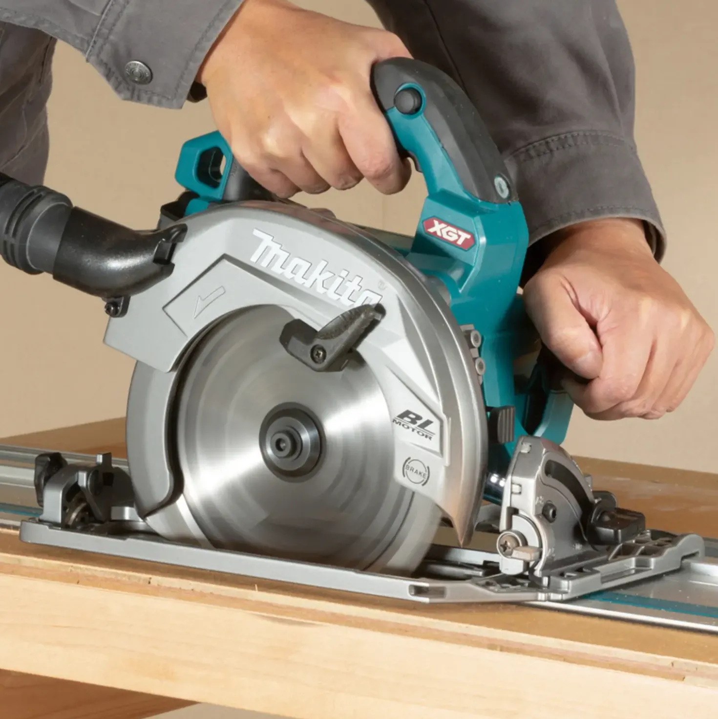 Makita HS004GM201 rundsav 185/190 XGT 40V inkl. 2 batterier og lader