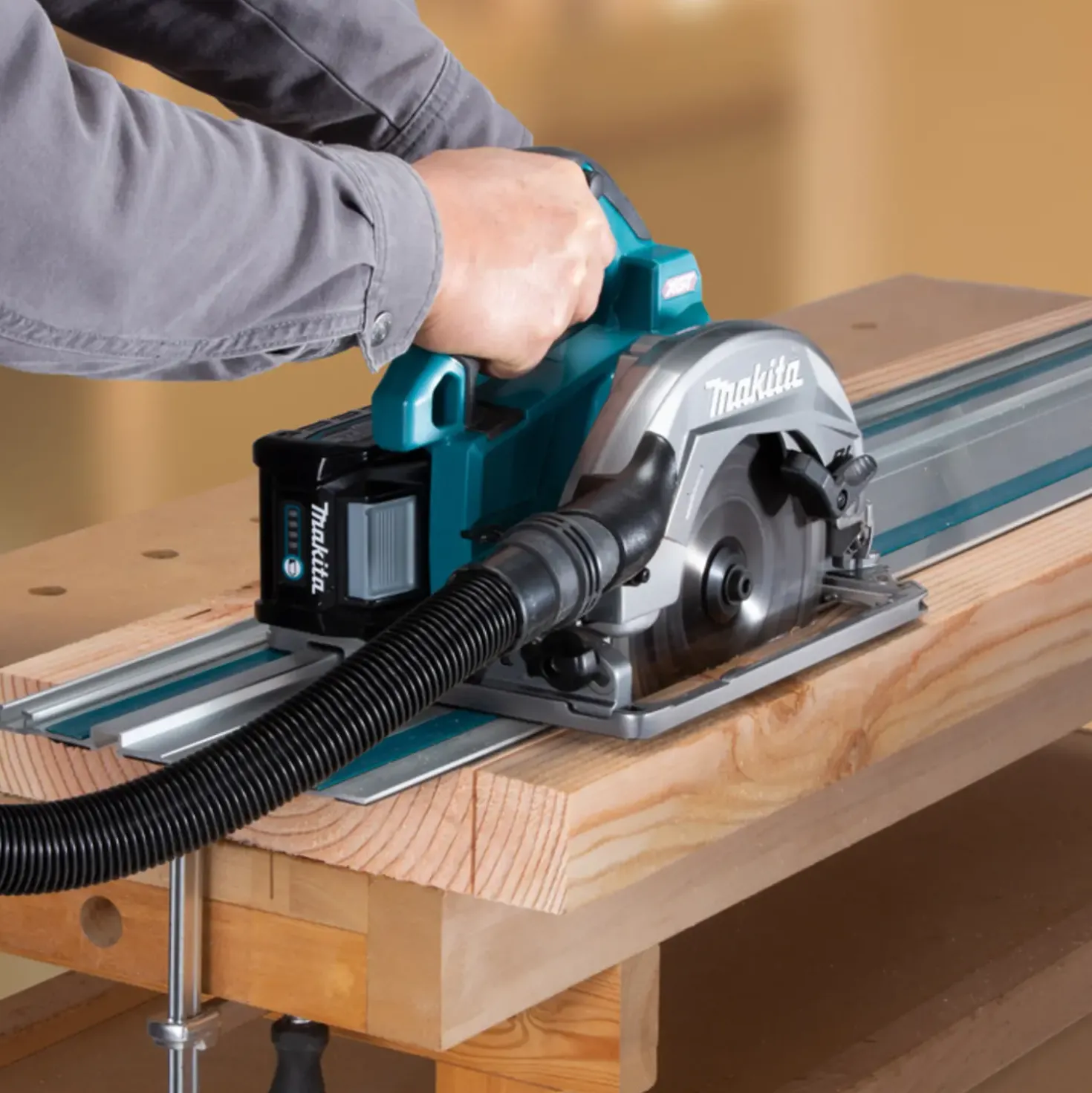 Makita HS004GM201 rundsav 185/190 XGT 40V inkl. 2 batterier og lader