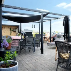 Plus cubic pergola sort