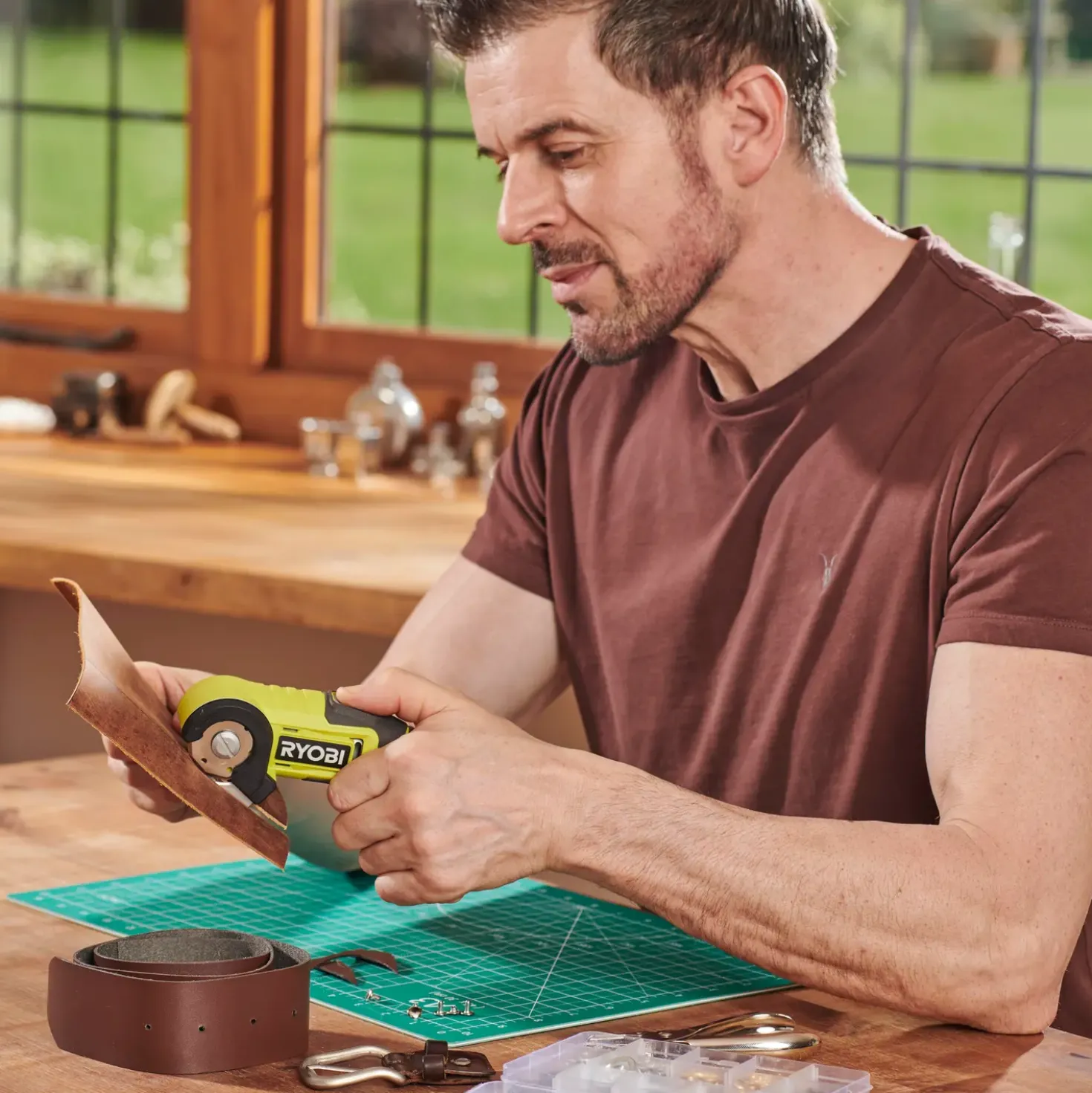 Ryobi RCT4-120G 4V universalsaks USB Lithium solo