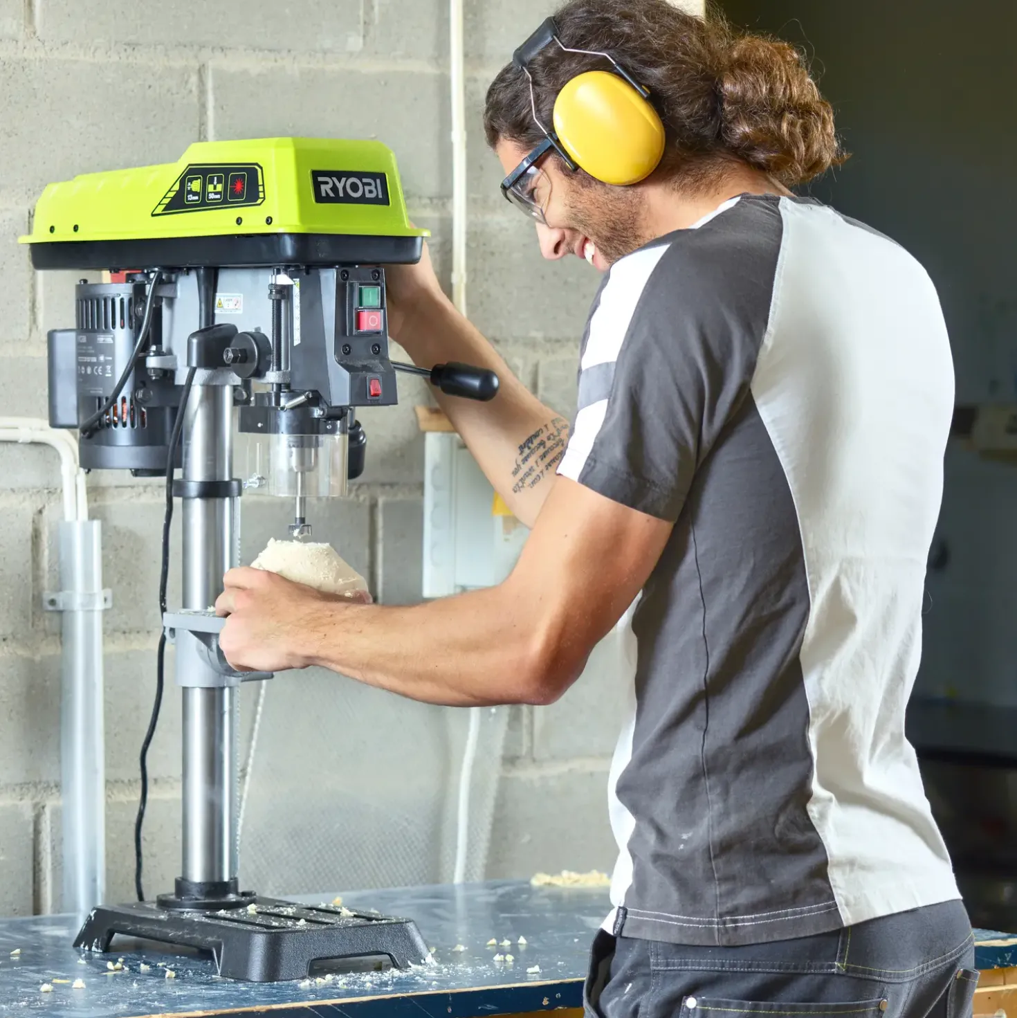 Ryobi RDP102L søjleboremaskine 390W
