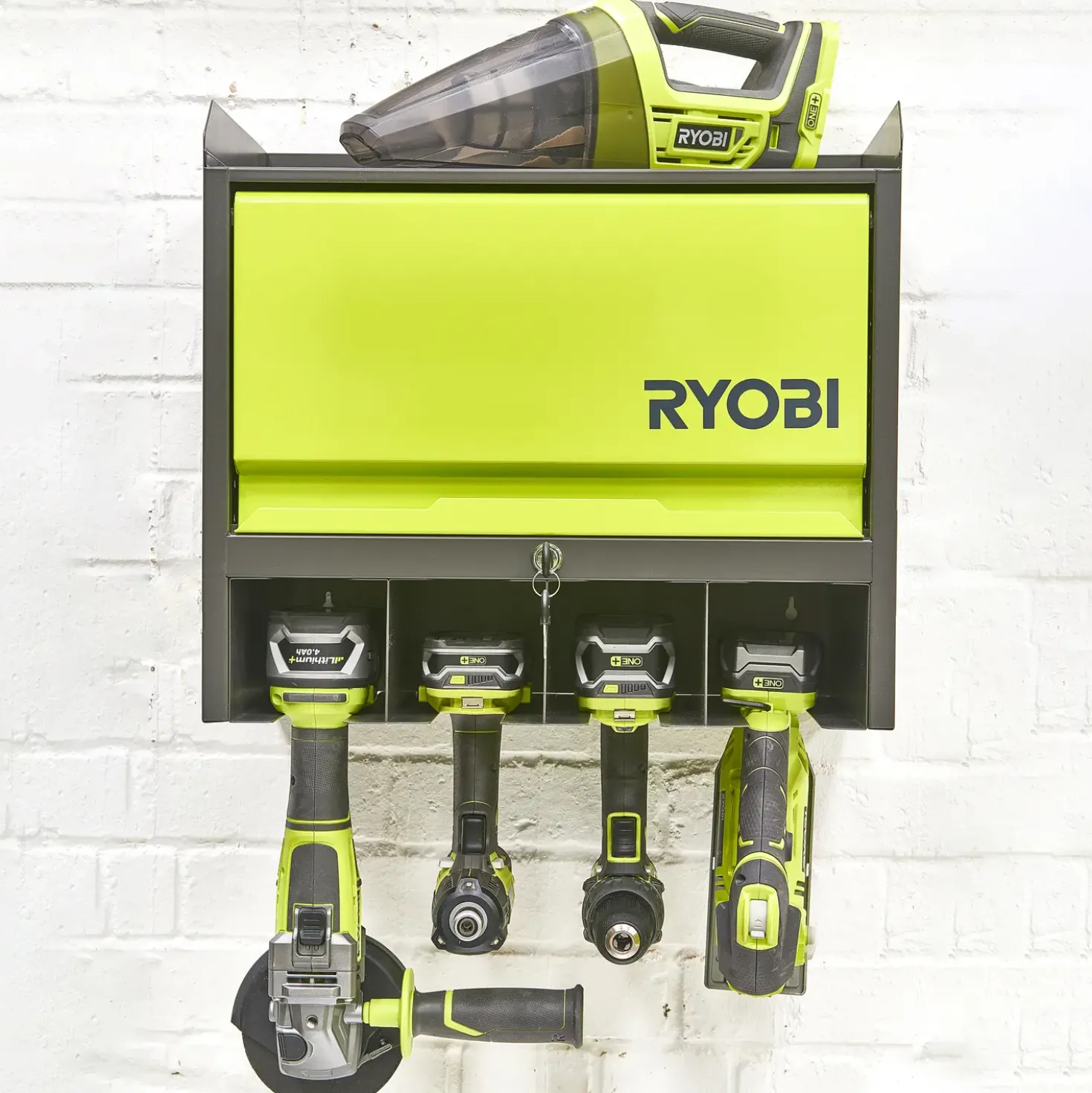 Ryobi RHWS-01 værktøjsskab til væg med låge