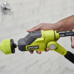 Ryobi RTS4-120G 4V USB rengøringsbørste teleskopisk 1x2,0 Ah batteri