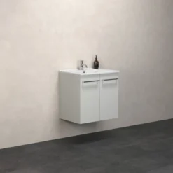 Scanbad Multo vaskeskab m/låger 61 cm inkl. Amber vask , hvid mat