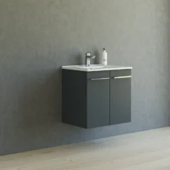 Scanbad Multo vaskeskab m/låger 61 cm inkl. Amber vask, grå mat