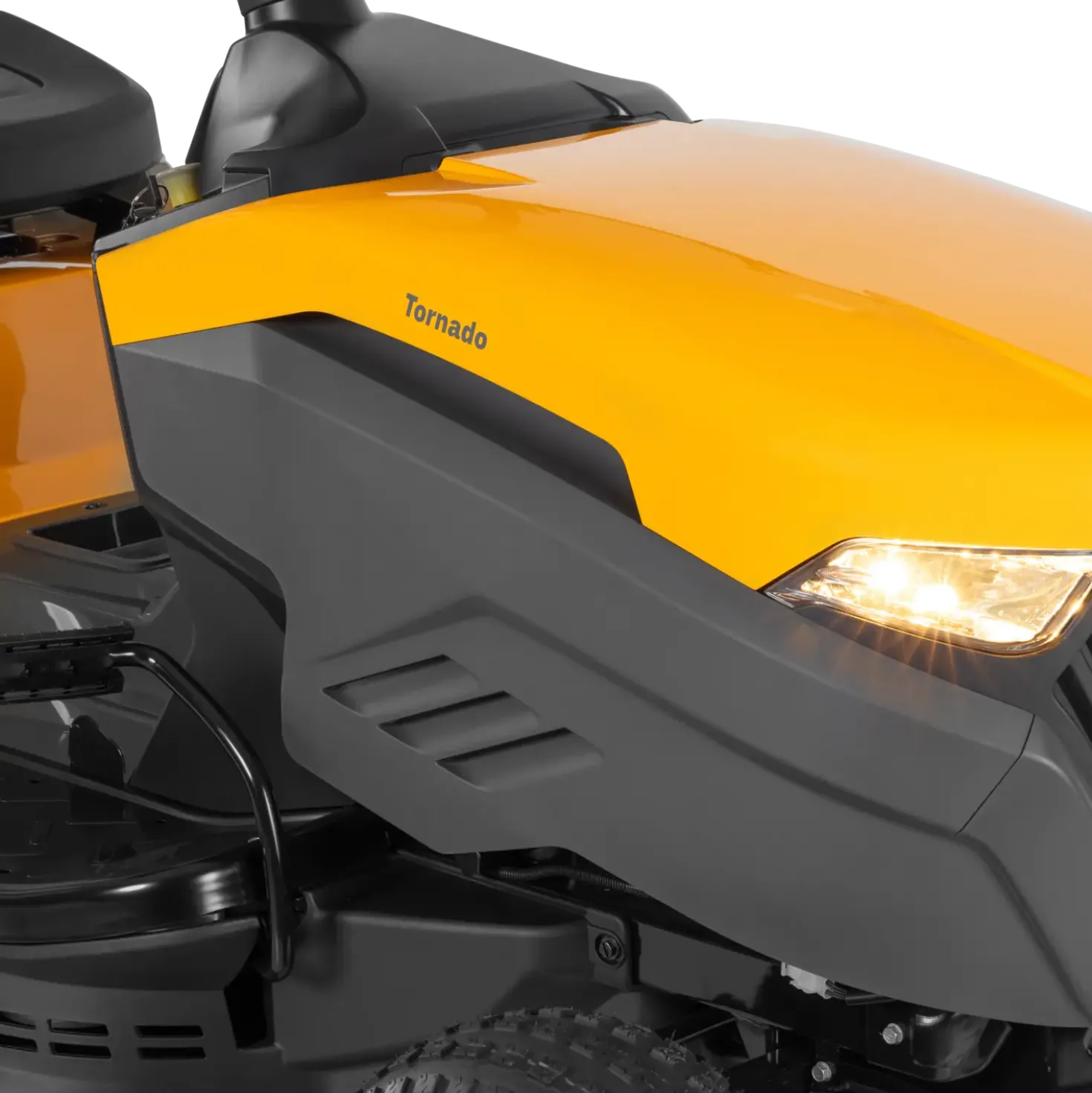 Stiga 398 Tornado havetraktor med hydrostatisk gear