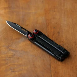 SwissTech Überall 11-i-1 mini multitool