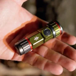 Swisstech Kleine lommelygte opladelig 1000 Lumen