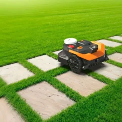 Worx WR308E Vision Cloud robotplæneklipper 800 m² inkl. garage